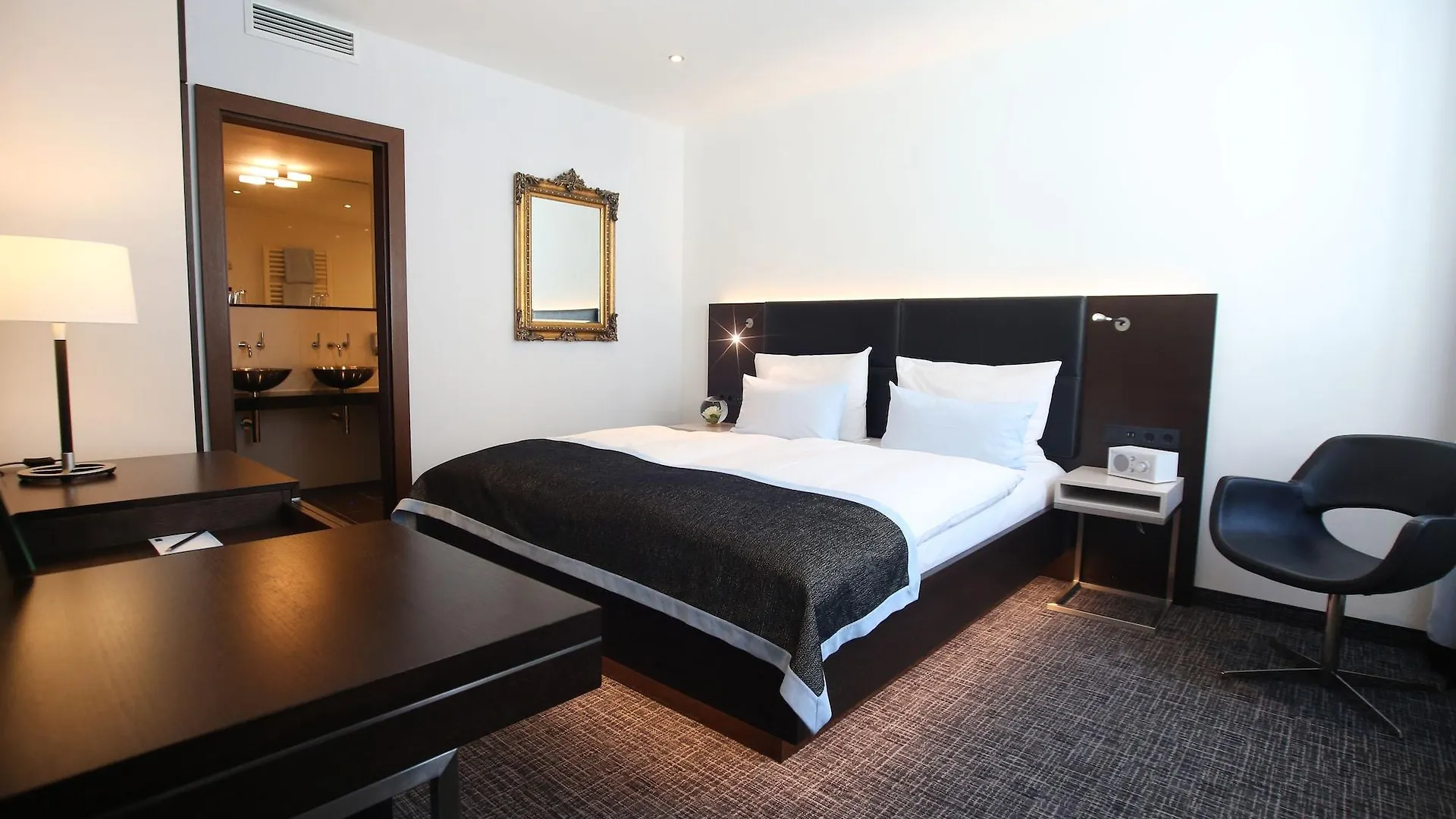 Schiller 5 Hotel Mnichov 4*,  Německo